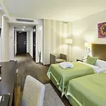 Otel Ac By Marriott Old Town Bratislava