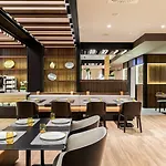 Ac By Marriott Old Town Otel Bratislava