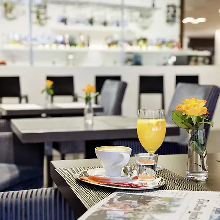 Ac By Marriott Old Town 4* Bratislava
