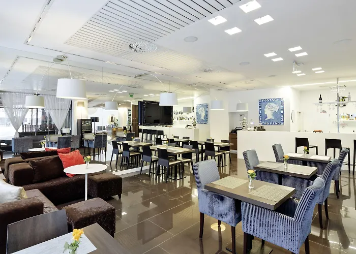 Ac By Marriott Old Town Hotel